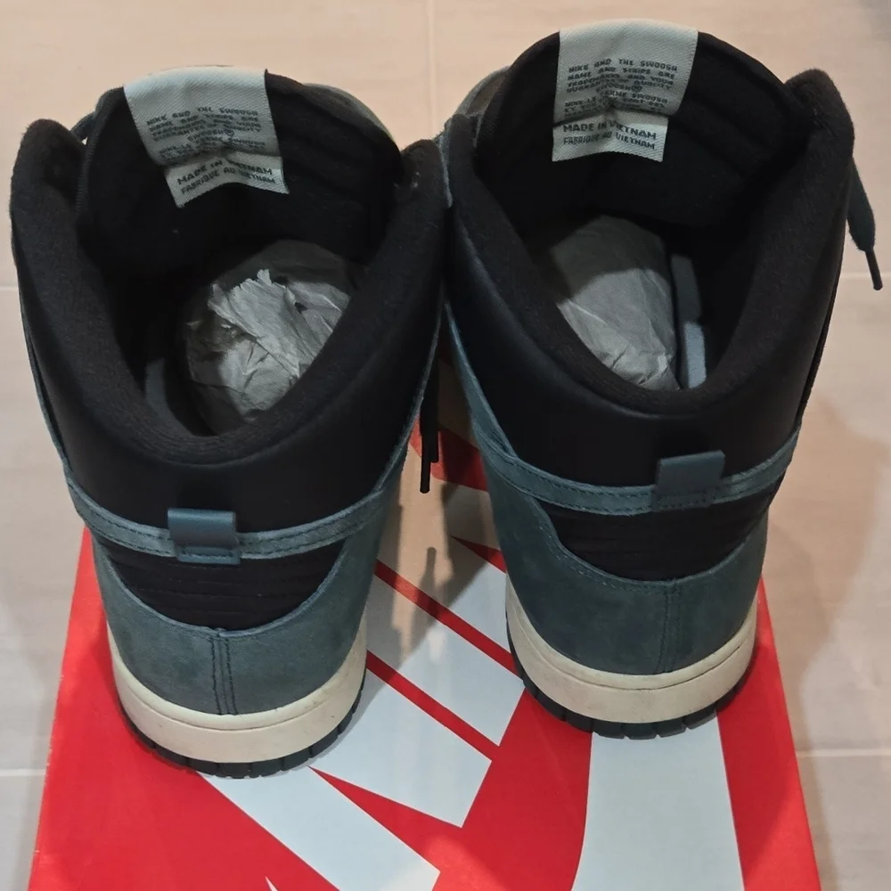 Nike Dunk Hi Retro Premium. Men's 10.5 - Picture 4 of 7